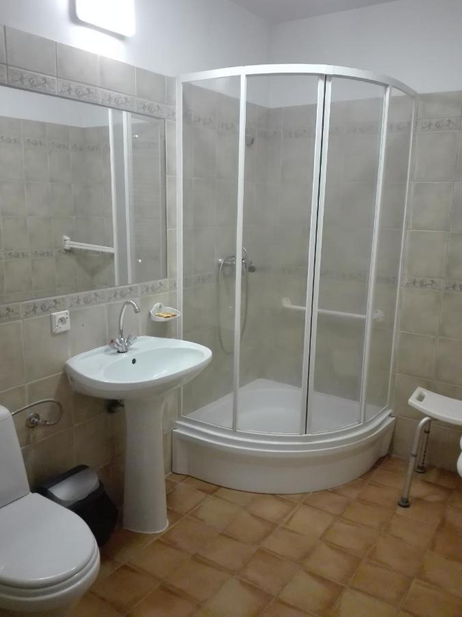 Roskosz Zespół Dworsko Parkowy Biała Podlaska Exterior foto